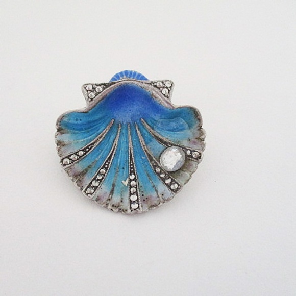 ALICE CAVINESS Sterling Silver, Enamel, Marcasite Oyster Brooch - Picture 1 of 11